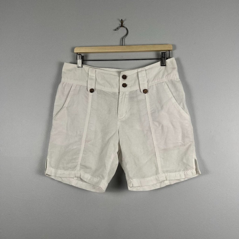 Columbia women short Linen blend white size 10